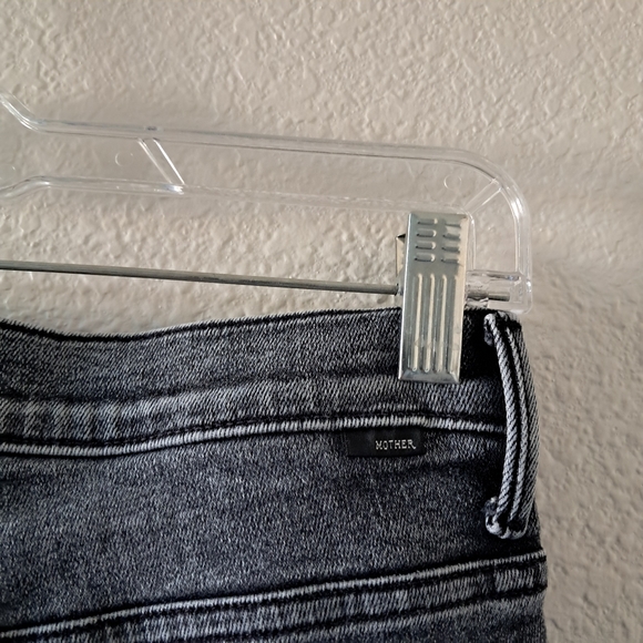 Mother Insider Crop Step Fray Jeans - Picture 4 of 11